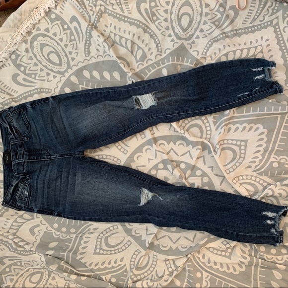 NWOT Fashion Nova Skinny Jeans - Picture 4 of 7